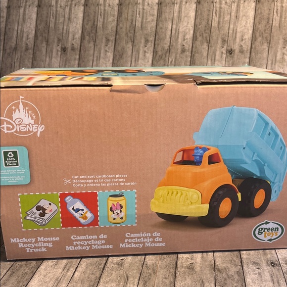 Disney Green Toys Mickey Mouse Recycling Truck - - Picture 2 of 4